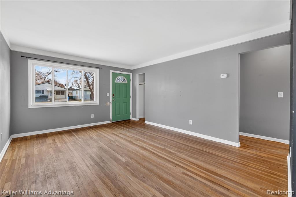 5710 Detroit Street, Dearborn Heights, MI 48125 — Photo 5