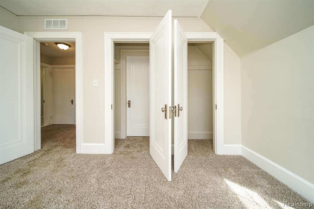 11399 Seminole, Redford, MI 48239 — Photo 45