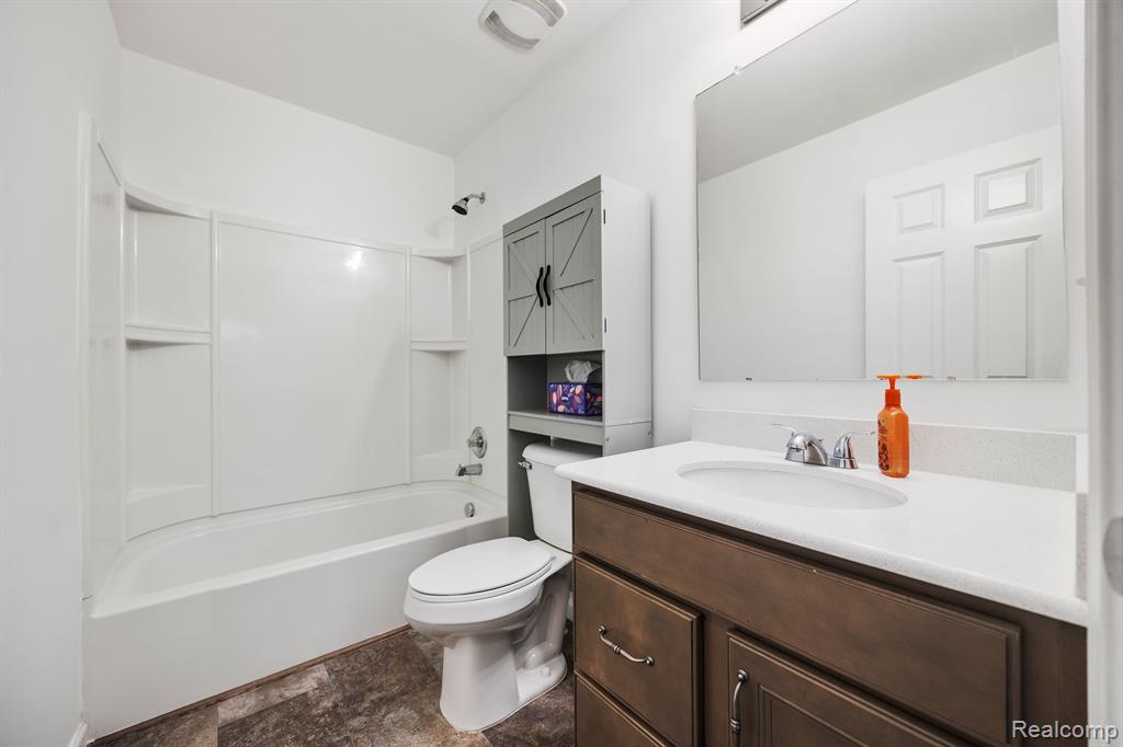 58851 Virginia Circle, New Haven, MI 48048 — Photo 17