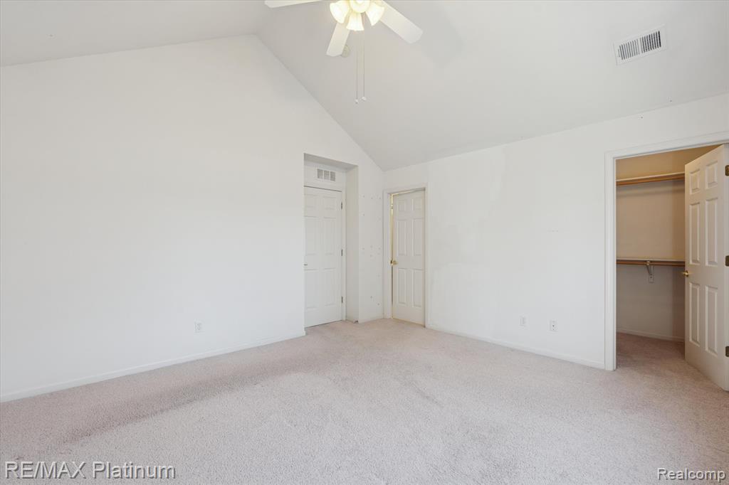 742 Olde English Circle, Howell, MI 48855 — Photo 17