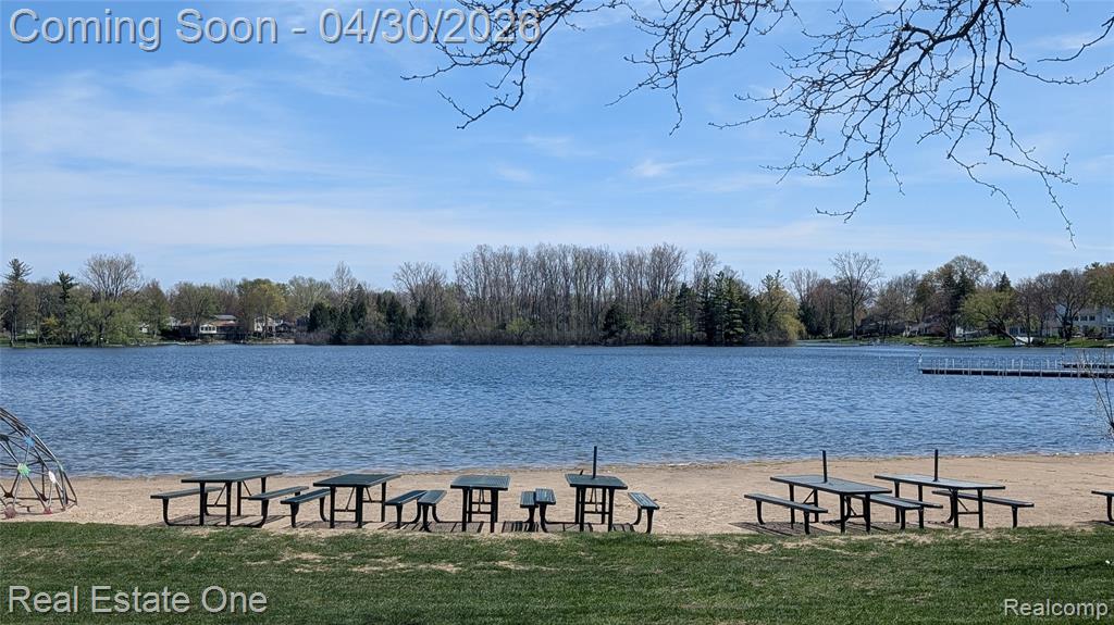 2748 Armstrong Drive, Lake Orion, MI — Photo 78