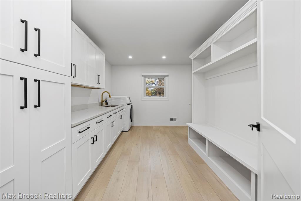 4800 Faircourt Drive, West Bloomfield, MI — Photo 24