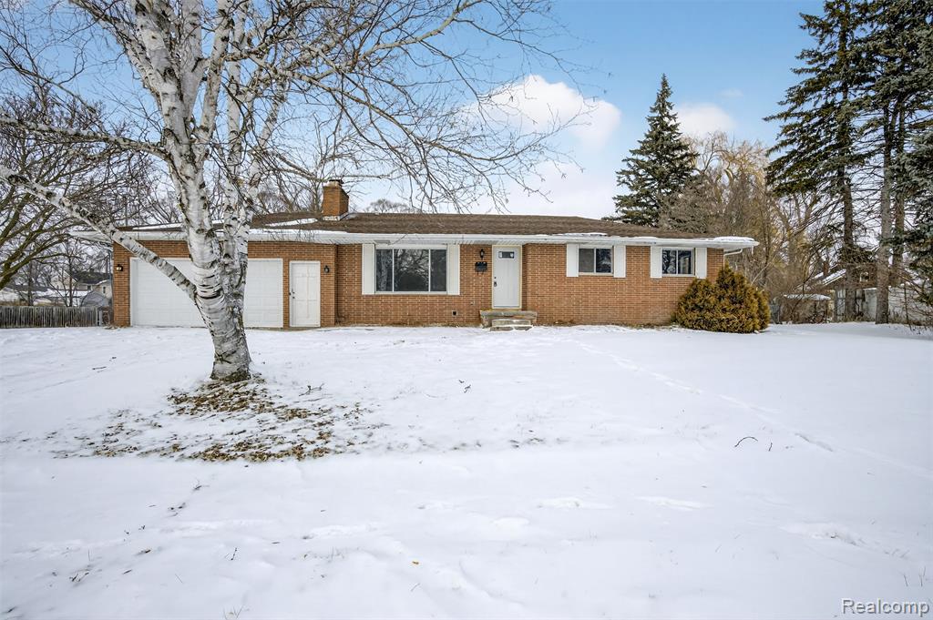 805 Birch Street, Saginaw, MI 48601 — front exterior