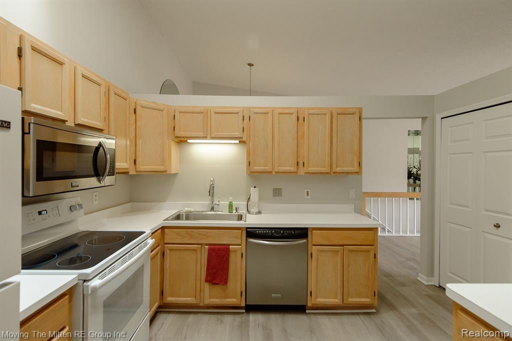38610 BRANDMILL, Farmington Hills, MI 48331 — Photo 13