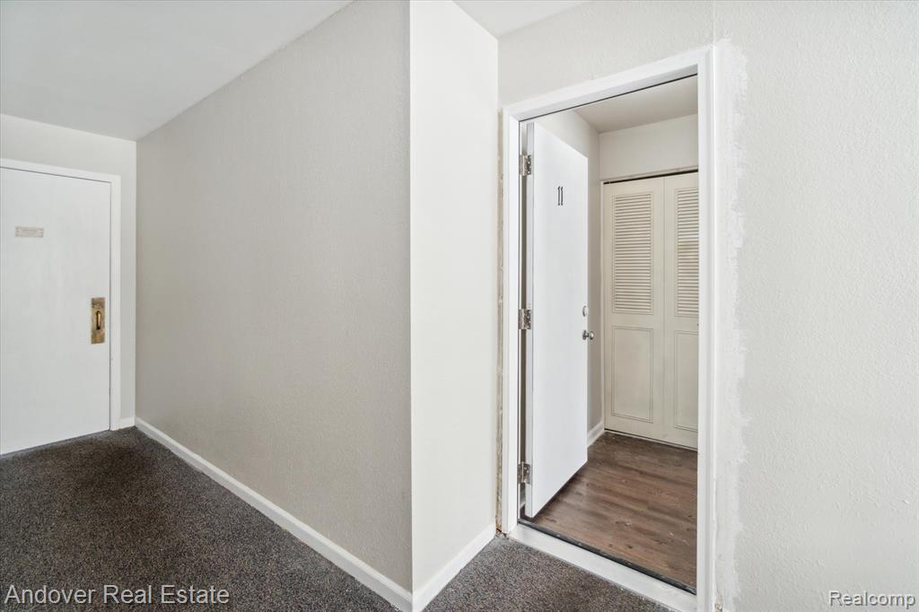 320 S Drake Road, Kalamazoo, MI 49009 — Photo 32