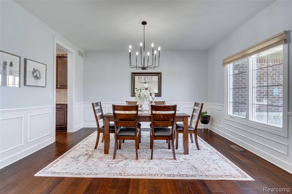 47576 VALENCIA Circle, Novi, MI — Photo 12