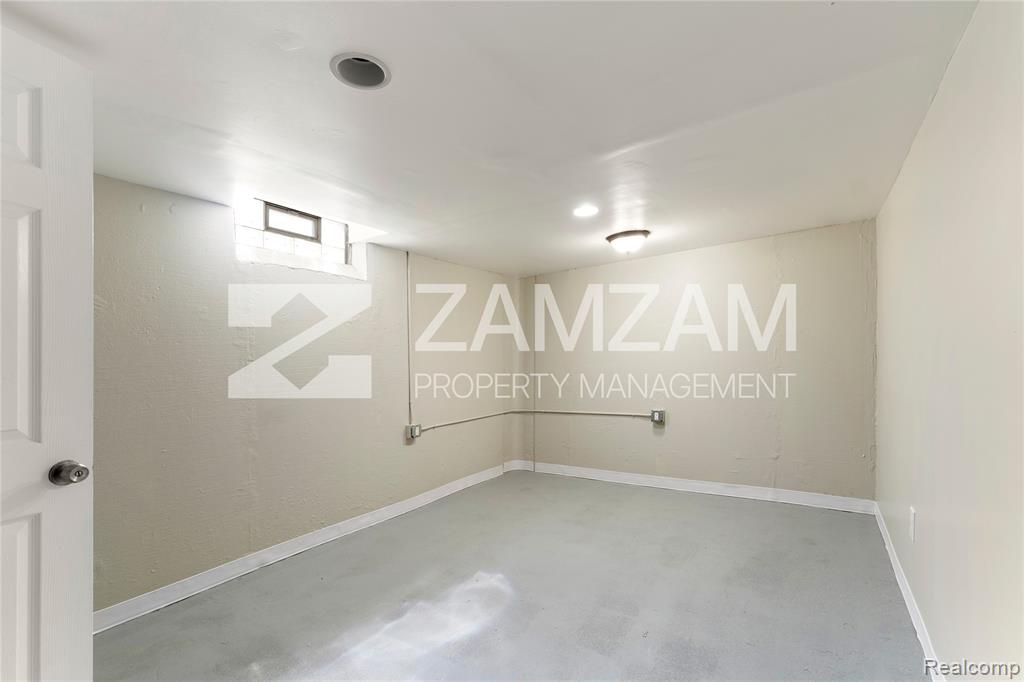 6869 Buhr Street, Hamtramck, MI 48212 — Photo 21