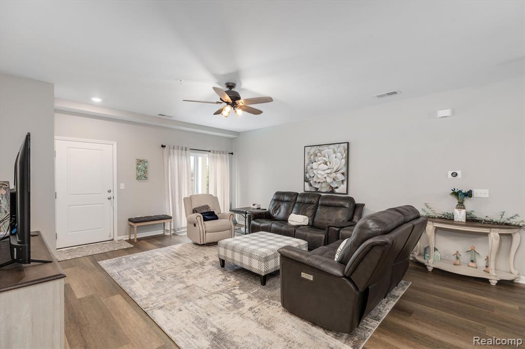 9788 RIDGE RUN Street, Howell, MI 48855 — Photo 6