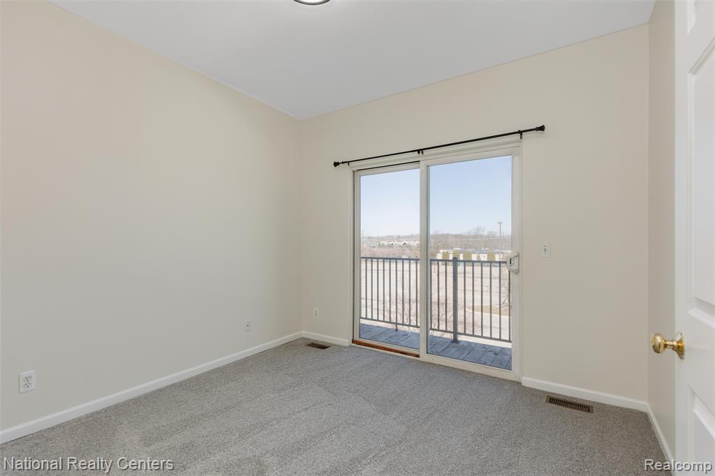 41582 Hamlet Lane, 68, Novi, MI — Photo 16