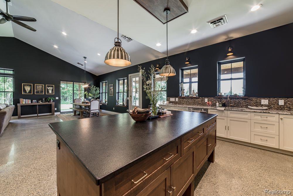 7400 BEECHER Road, Clayton, MI 48532 — Photo 20