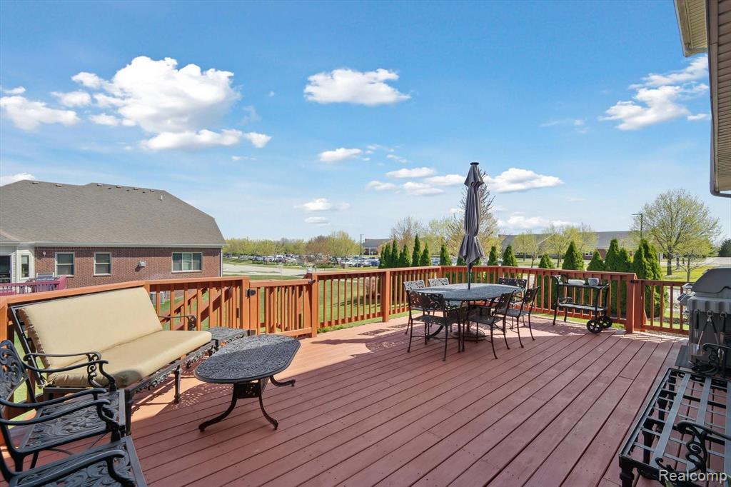 54210 BIRCHWOOD Drive, South Lyon, MI 48178 — Photo 42