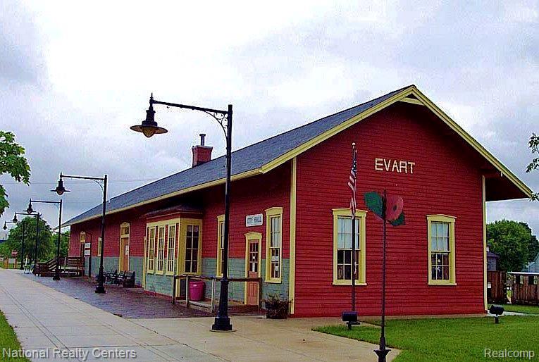 523 N Pine Street, Evart, MI 49631 — Photo 33