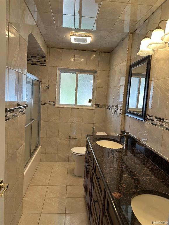 6545 N EVANGELINE Street, Dearborn Heights, MI 48127 — Photo 4
