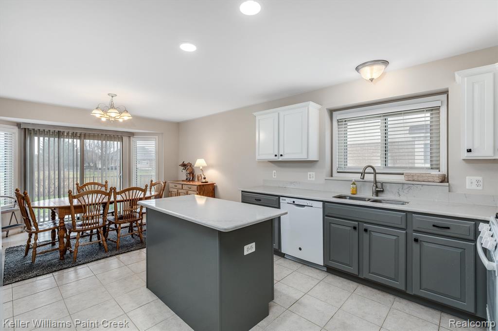 50799 MURRAY Drive, Macomb, MI 48044 — Photo 14