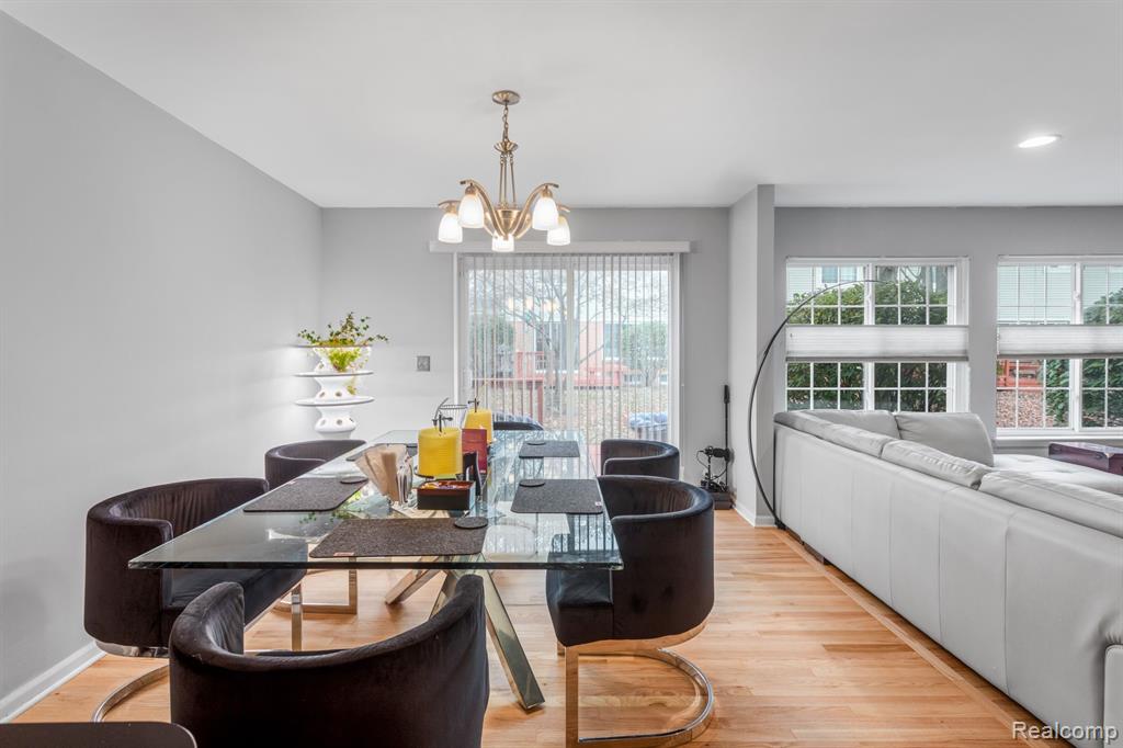 605 James Circle, Royal Oak, MI 48067 — Photo 8