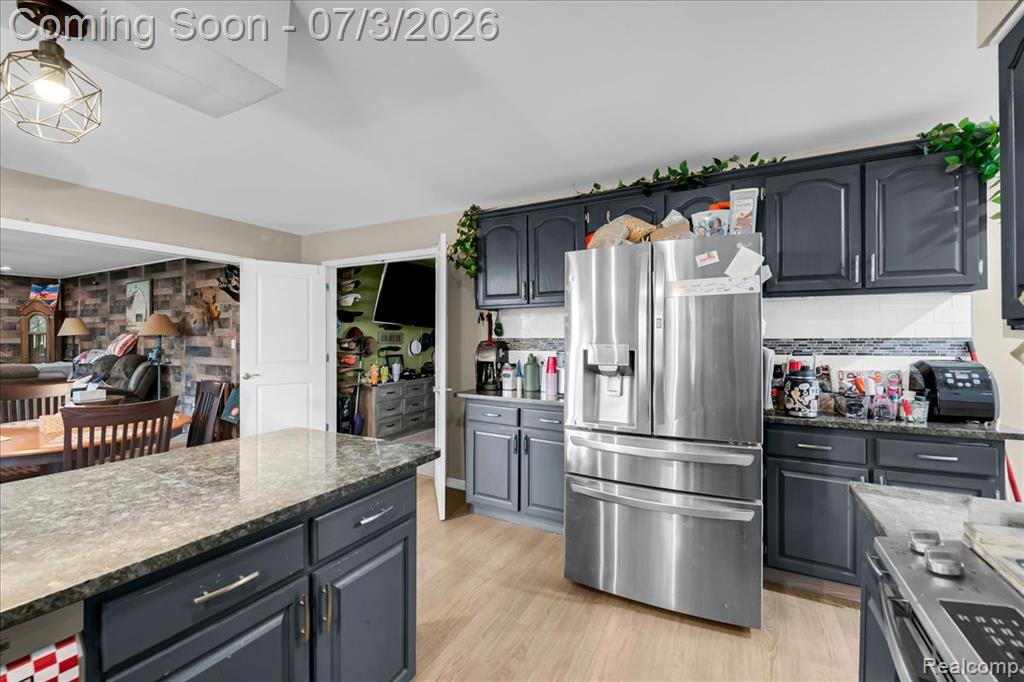 6514 Luanne Drive, Flushing, MI 48433 — Photo 8