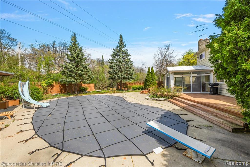 4160 Dawn Lane, West Bloomfield, MI 48323 — Photo 13