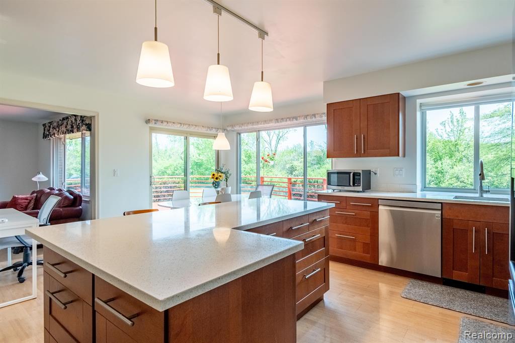 45536 MORNINGSIDE Road, Canton, MI 48187 — Photo 12