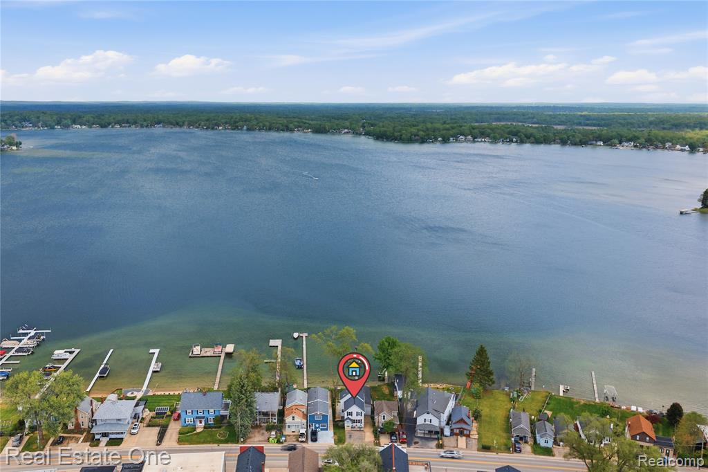 9528 Main Street, Whitmore Lake, MI 48189 — Photo 2