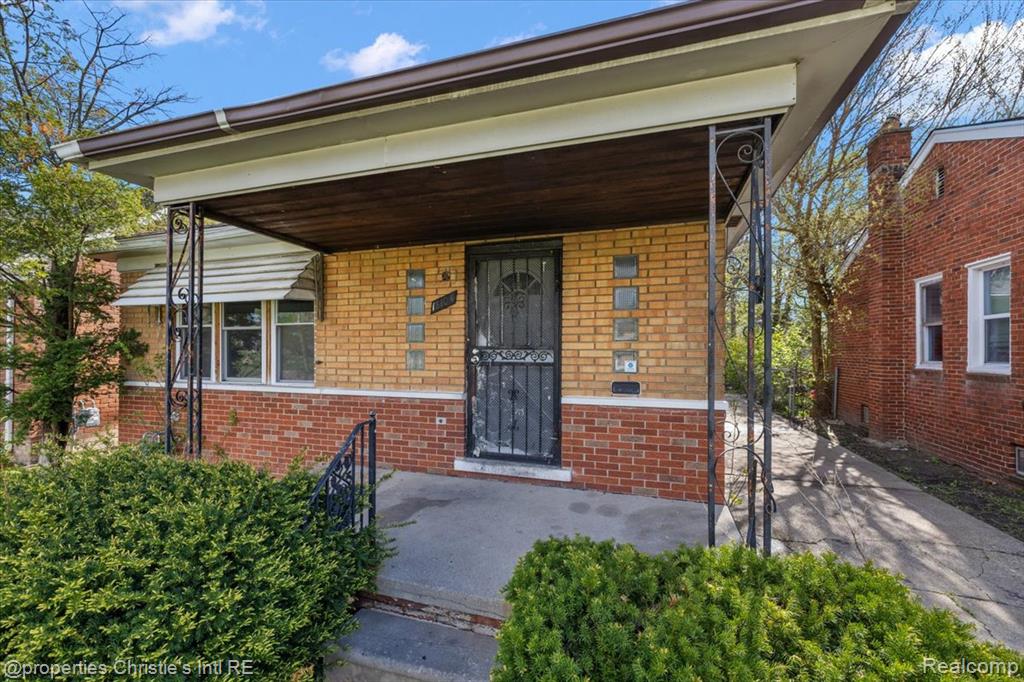 18104 Runyon Street, Detroit, MI 48234 — Photo 8