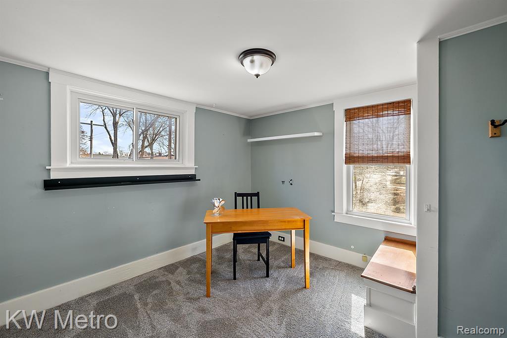 919 N WASHINGTON Avenue, Royal Oak, MI 48067 — Photo 10