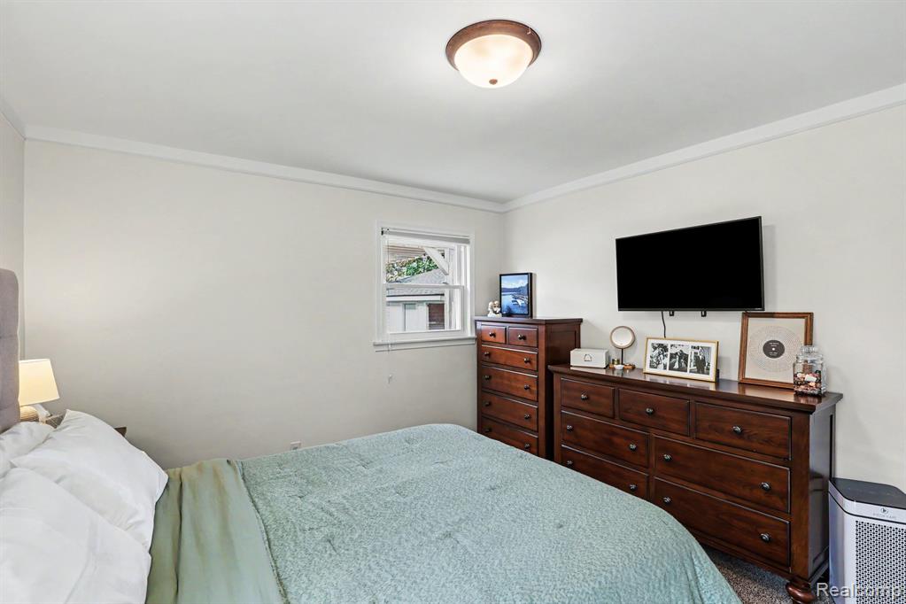 332 E Parker Avenue, Madison Heights, MI 48071 — Photo 12