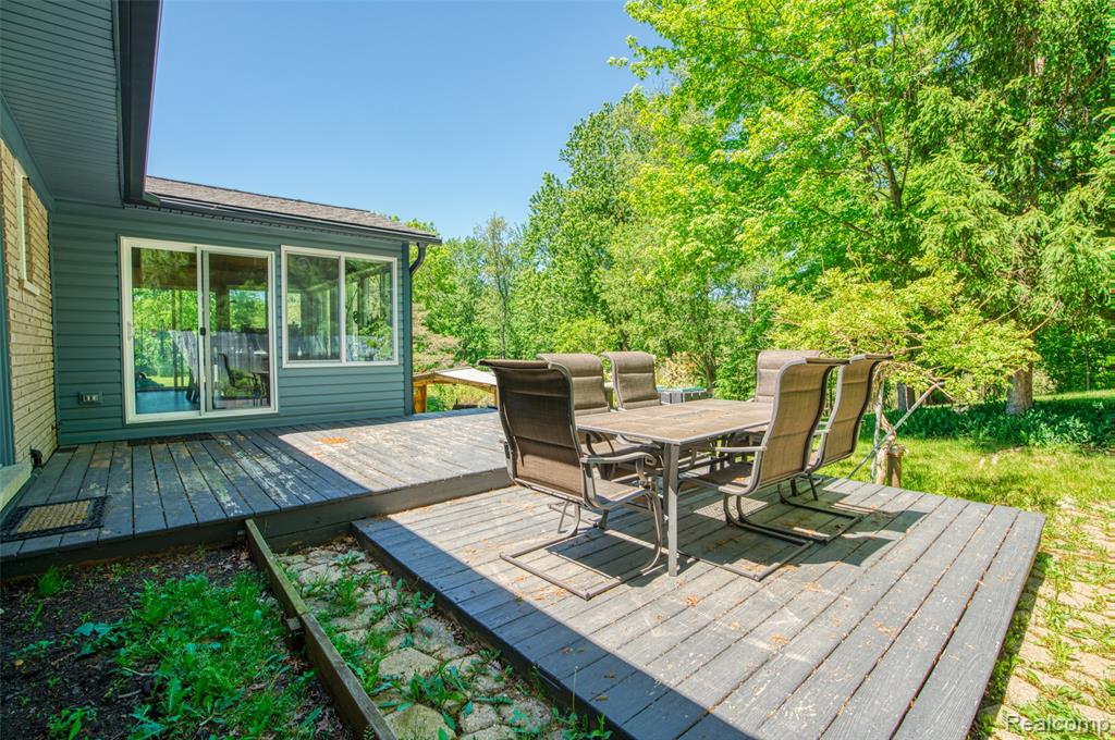 940 Rowland Road, Leonard, MI 48367 — Photo 55