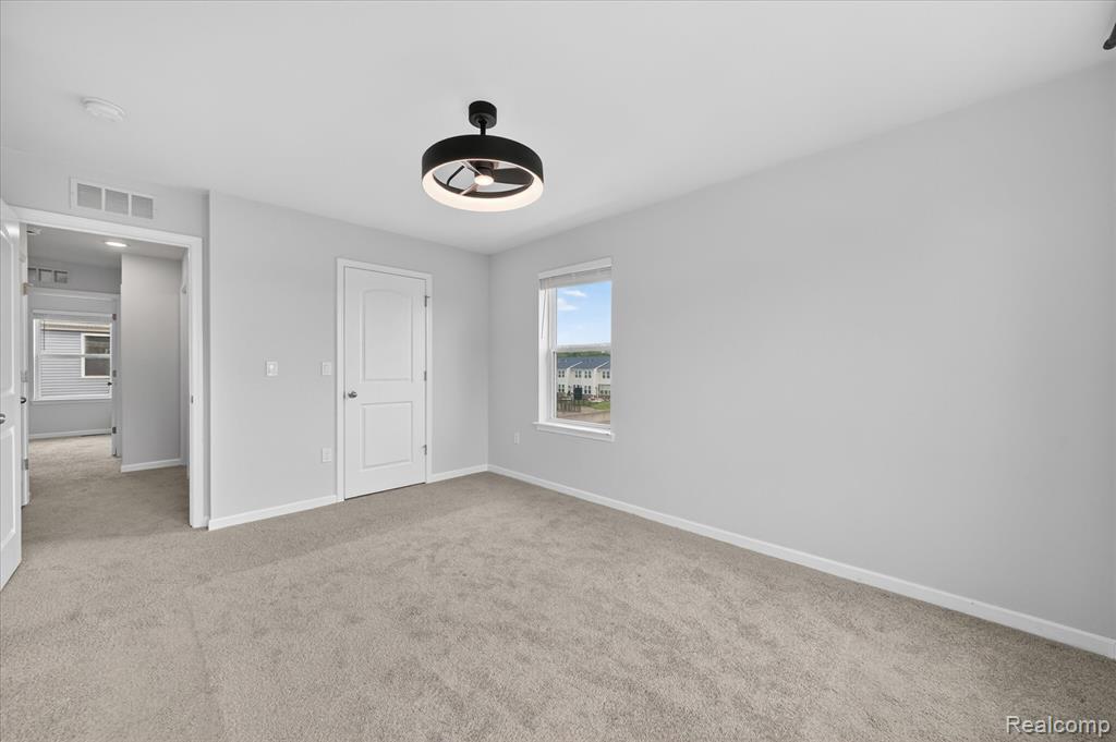 4876 E Ludlow Lane, Troy, MI 48085 — Photo 24