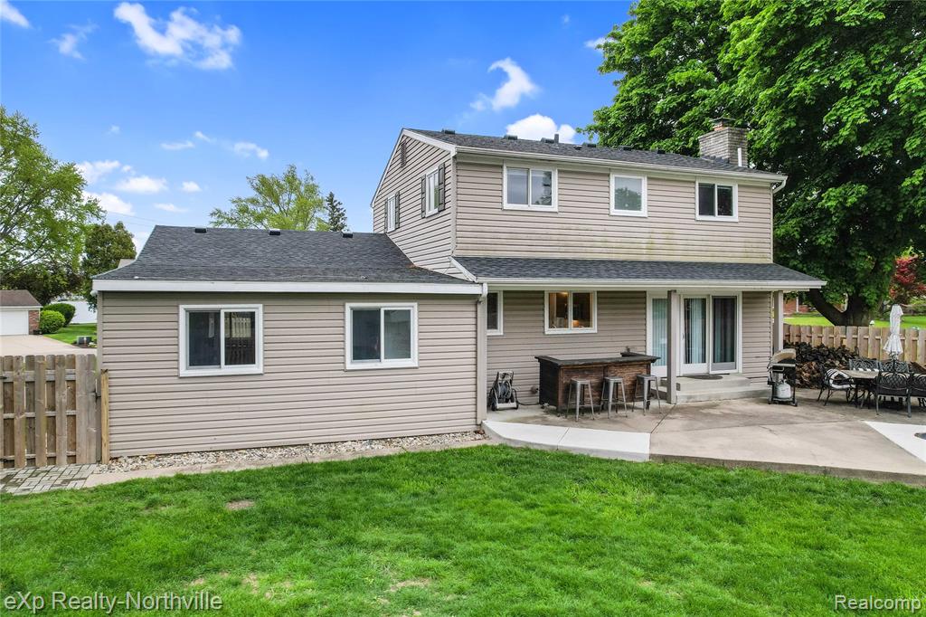 1929 Hopkins Drive, Wixom, MI 48393 — Photo 3
