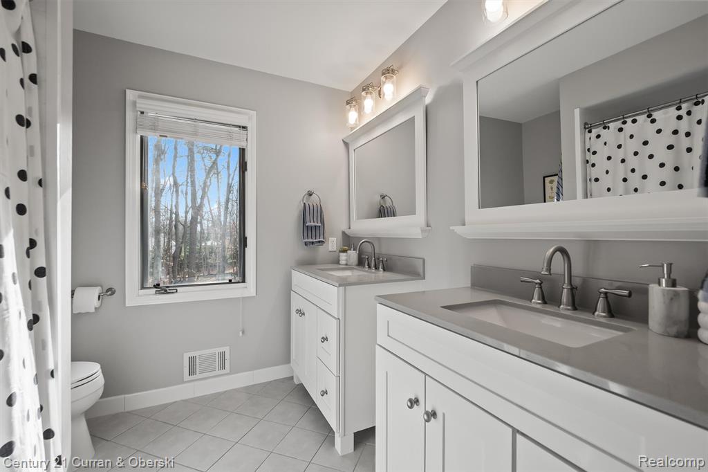 43507 Scenic Lane W, Northville, MI 48167 — Photo 39