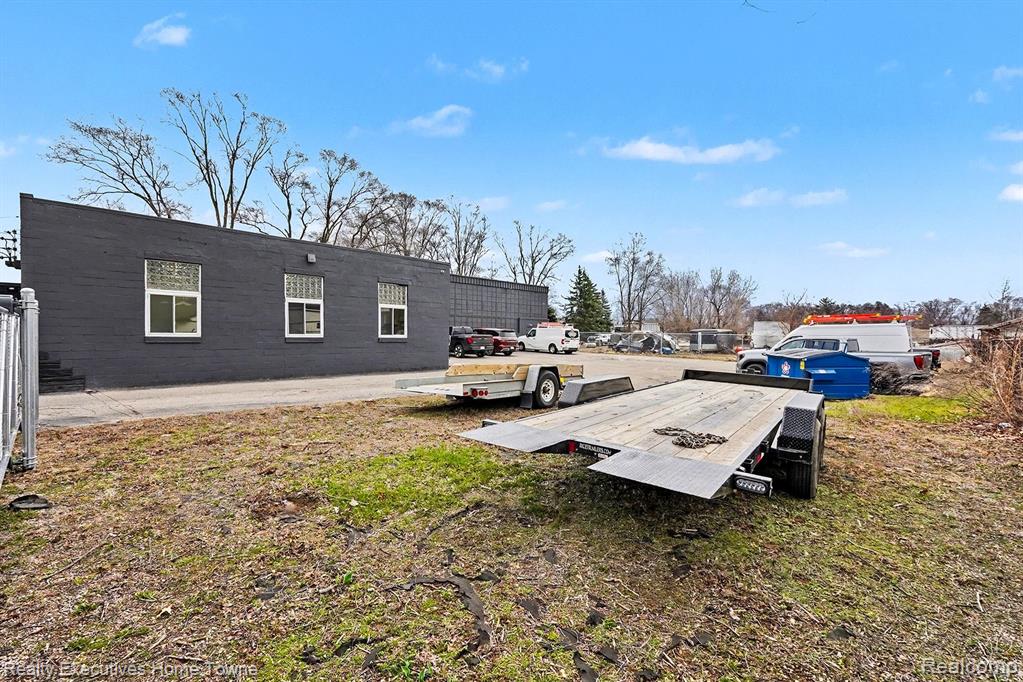 5650 Jamestown Road, Shelby Twp, MI 48317 — Photo 19