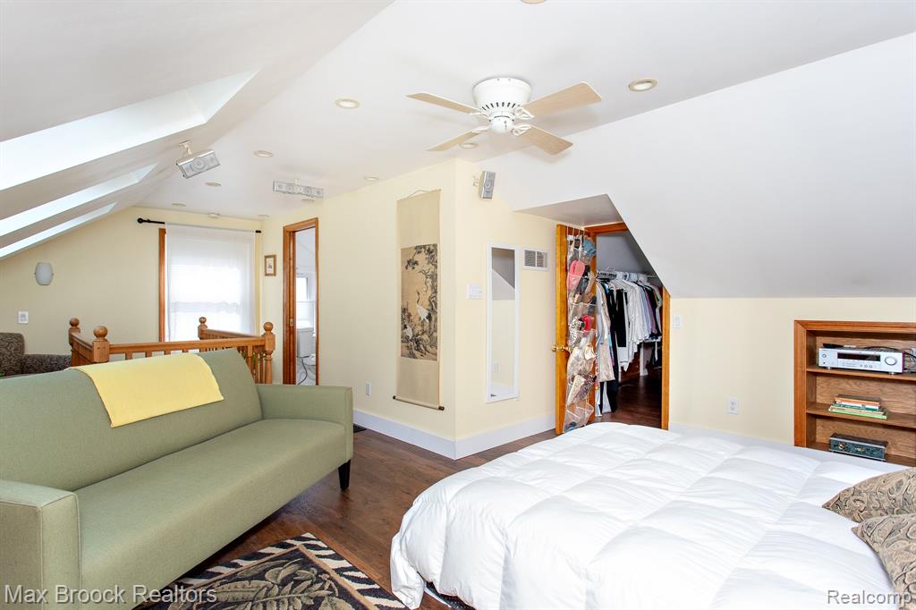 10564 Lasalle Boulevard, Huntington Woods, MI — Photo 32
