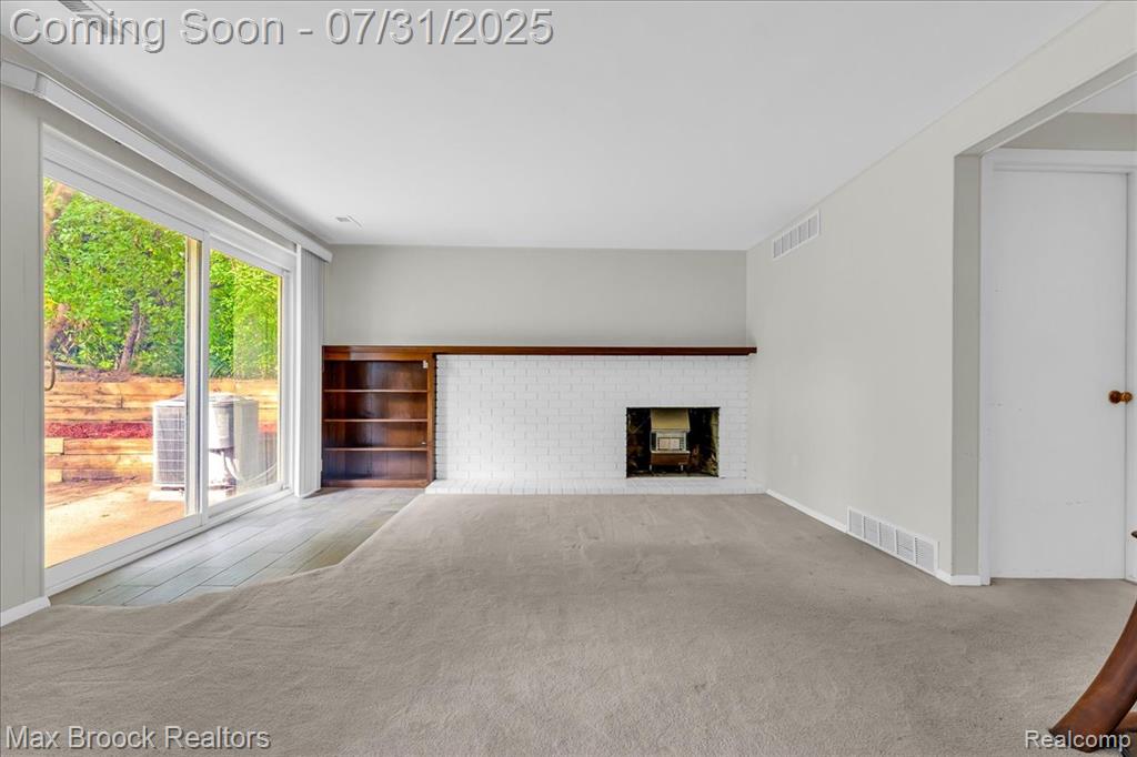 536 Fox River Drive, Bloomfield Hills, MI 48304 — Photo 27