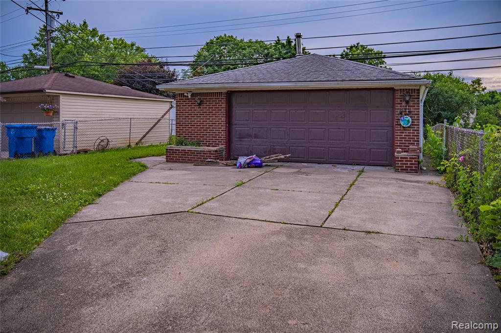 4420 Katherine Street, Dearborn Heights, MI 48125 — Photo 31