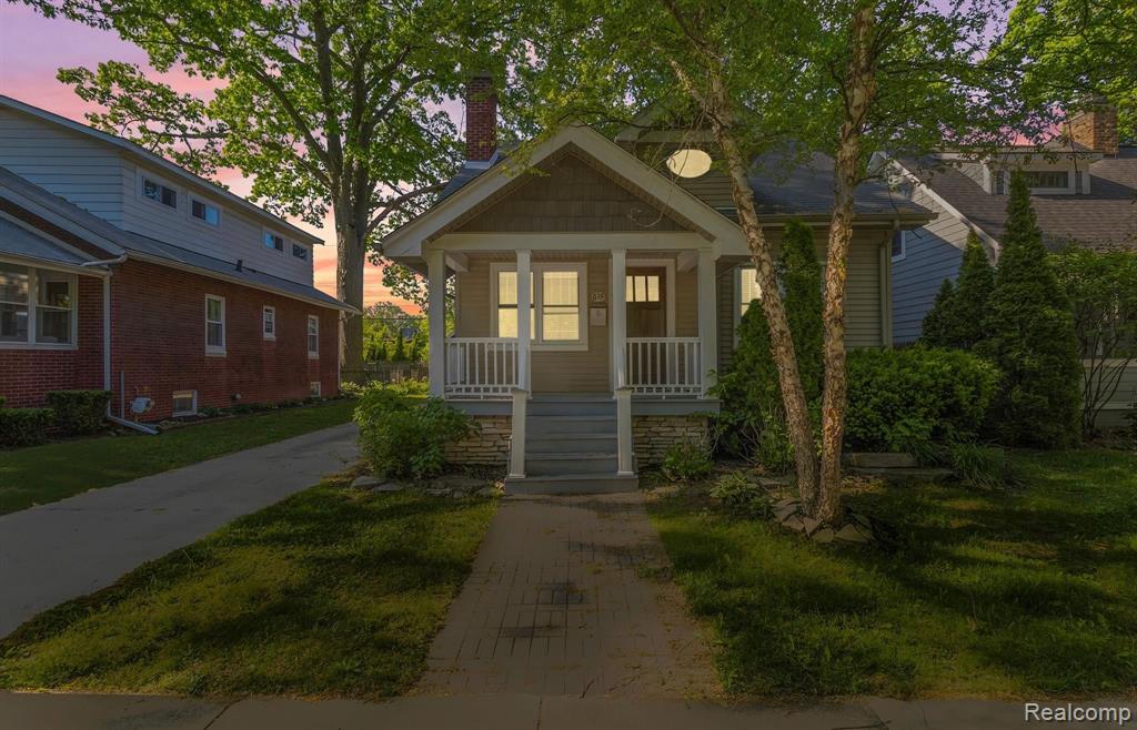 615 E 5TH Street, Royal Oak, MI 48067 — Photo 2