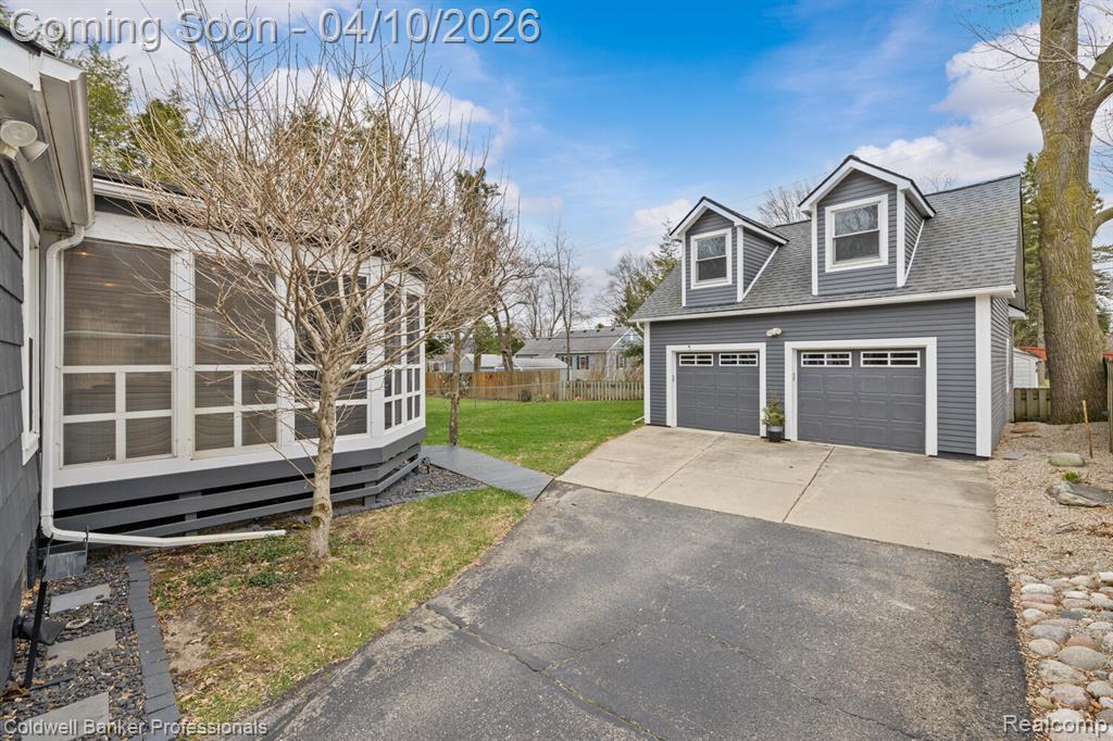46079 Sunset Street, Northville, MI 48167 — Photo 35