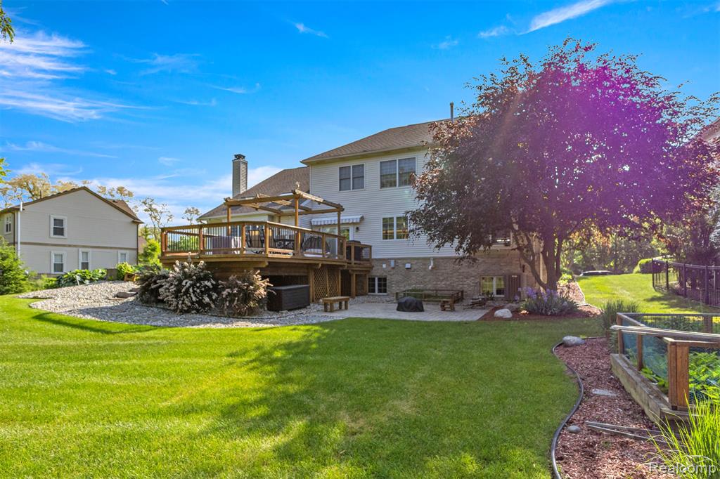 4991 Knollcrest Court, Commerce Twp, MI 48382 — Photo 56
