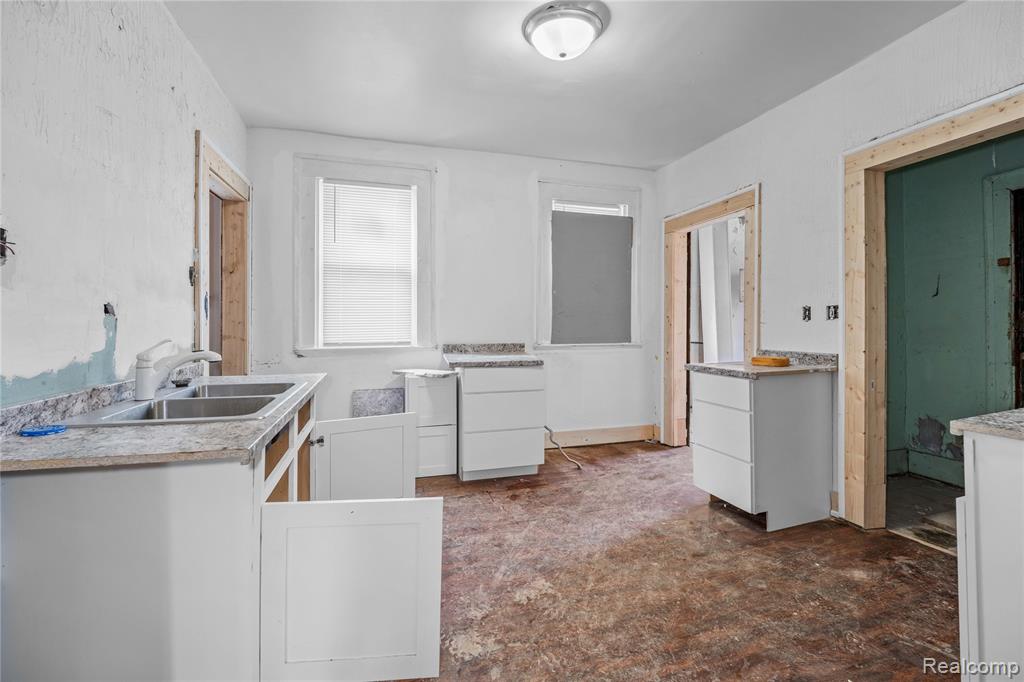 628 Taylor Street, Detroit, MI 48202 — Photo 10