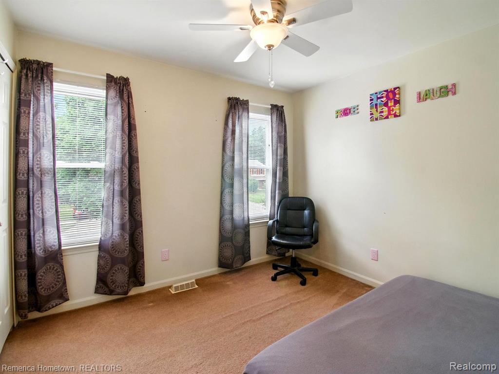 612 Bedford Drive, Westland, MI — Photo 14
