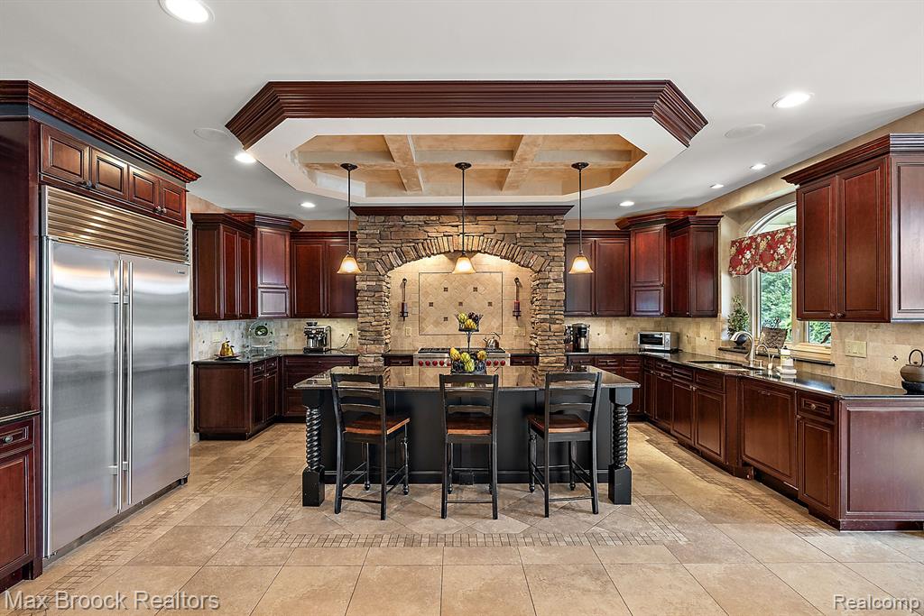 6340 Lakeshore Street, West Bloomfield, MI 48323 — Photo 15