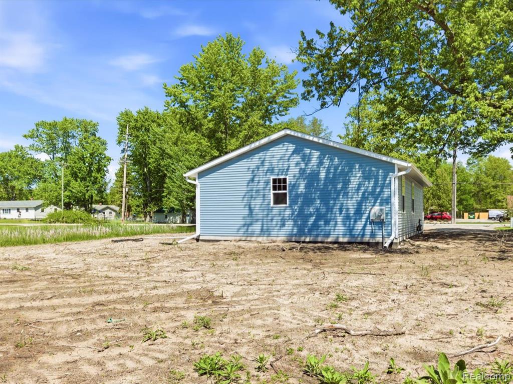 2971 Beach Road, Port Huron, MI 48060 — Photo 26