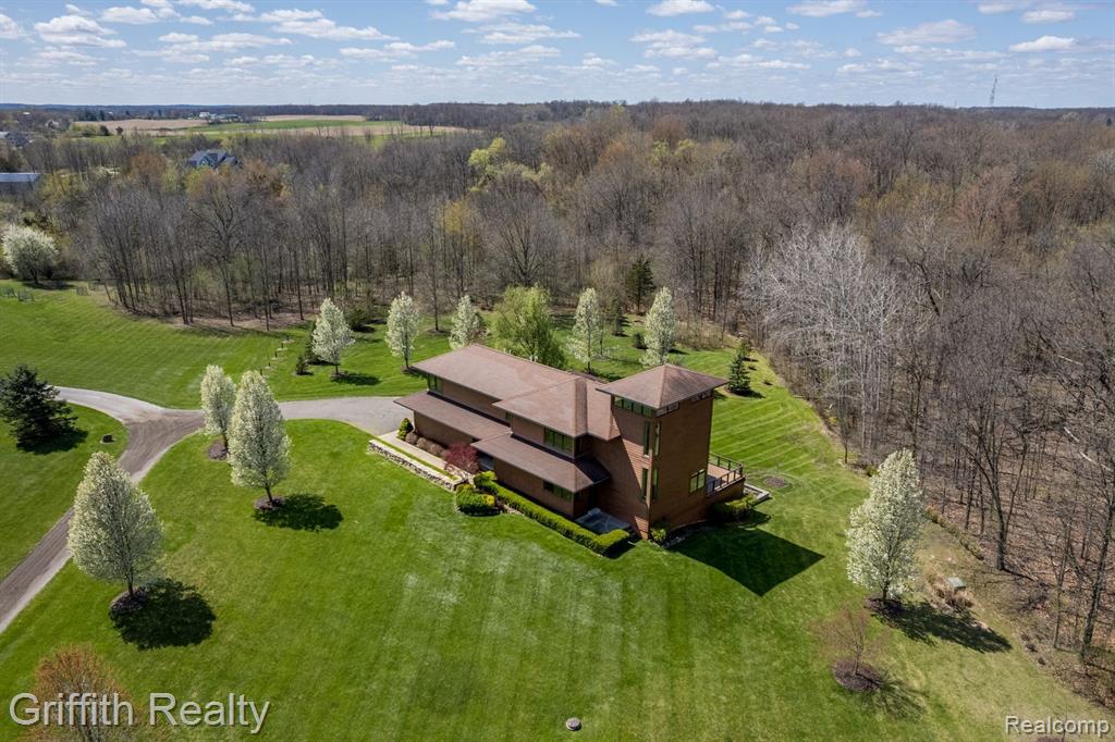 8104 PARKER Road, Saline, MI 48176 — Photo 34