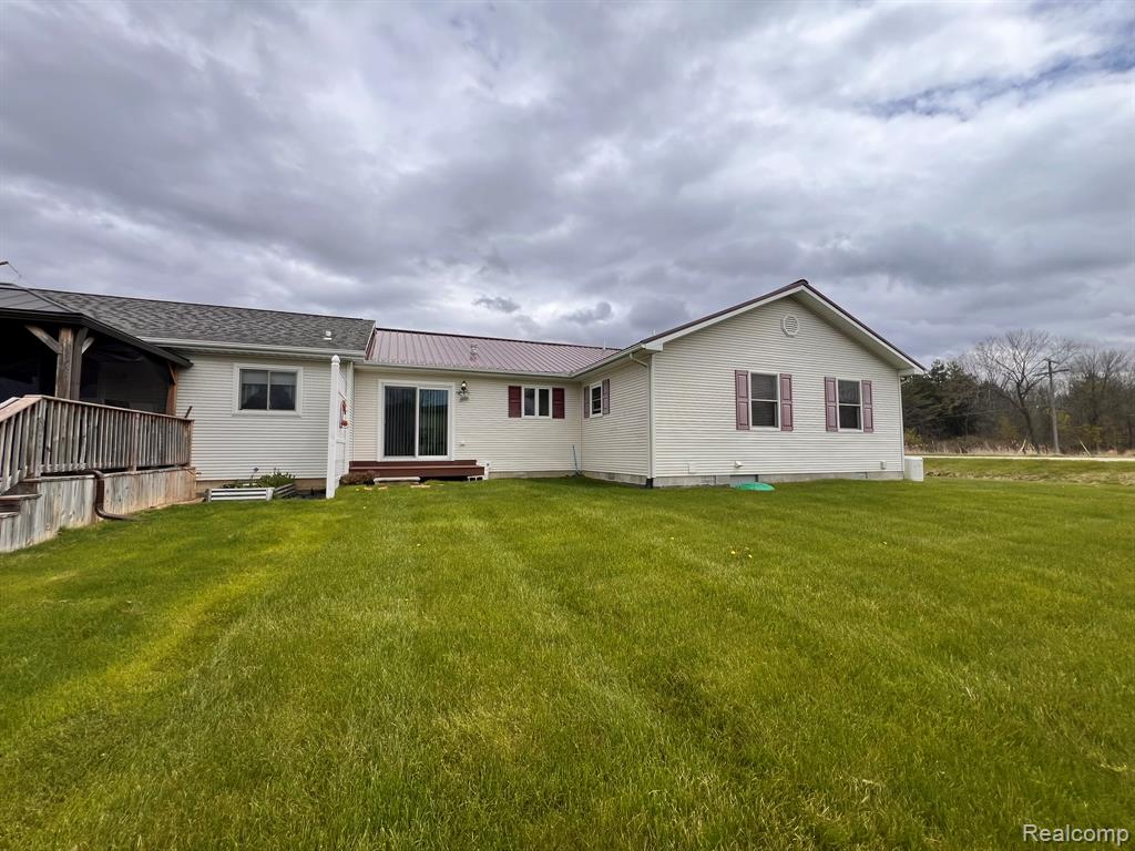 320 Roller Way, Mayville Vlg, MI 48744 — Photo 34