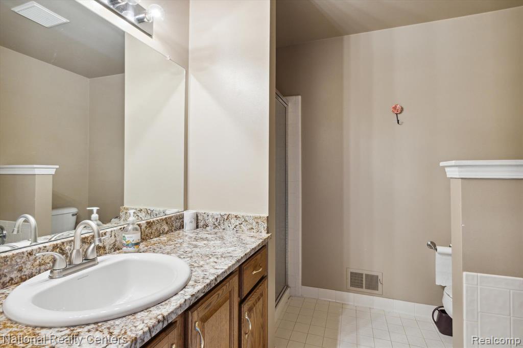 6232 SEMINOLE Drive, Troy, MI 48085 — Photo 12