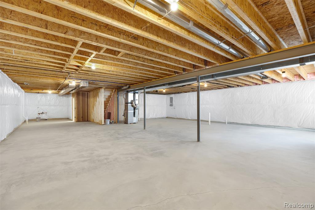 7707 LARCHWOOD Drive, West Bloomfield, MI — Photo 34