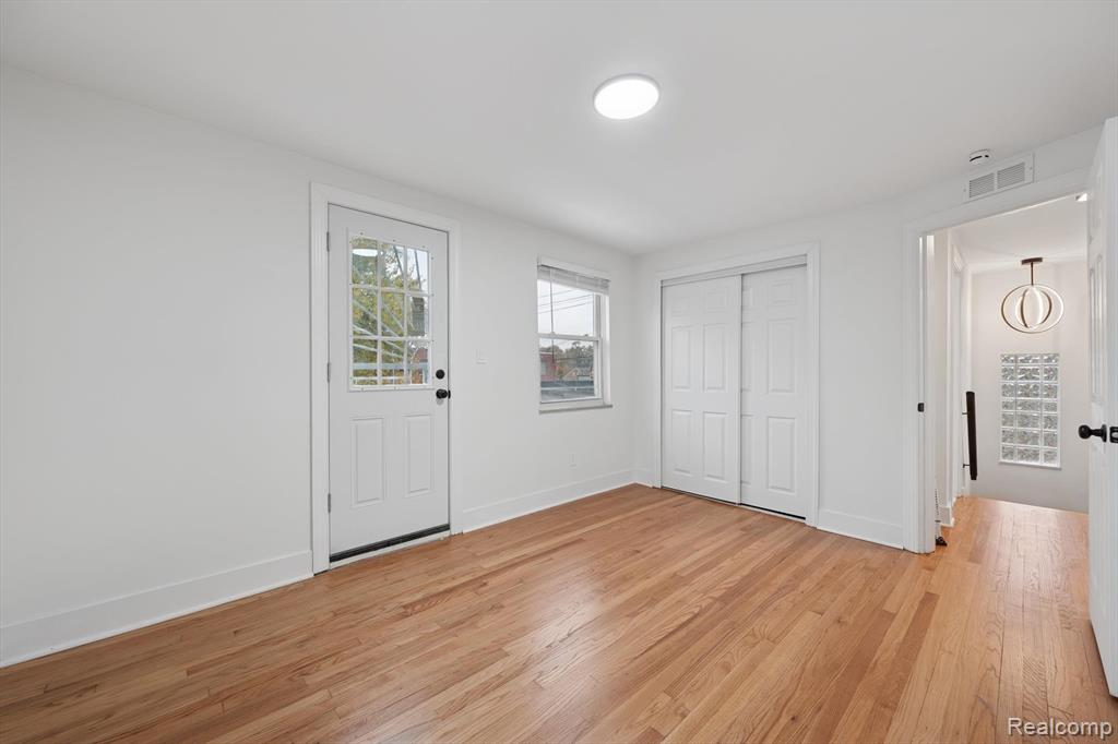 16891 Avon Avenue, Detroit, MI 48219 — Photo 14
