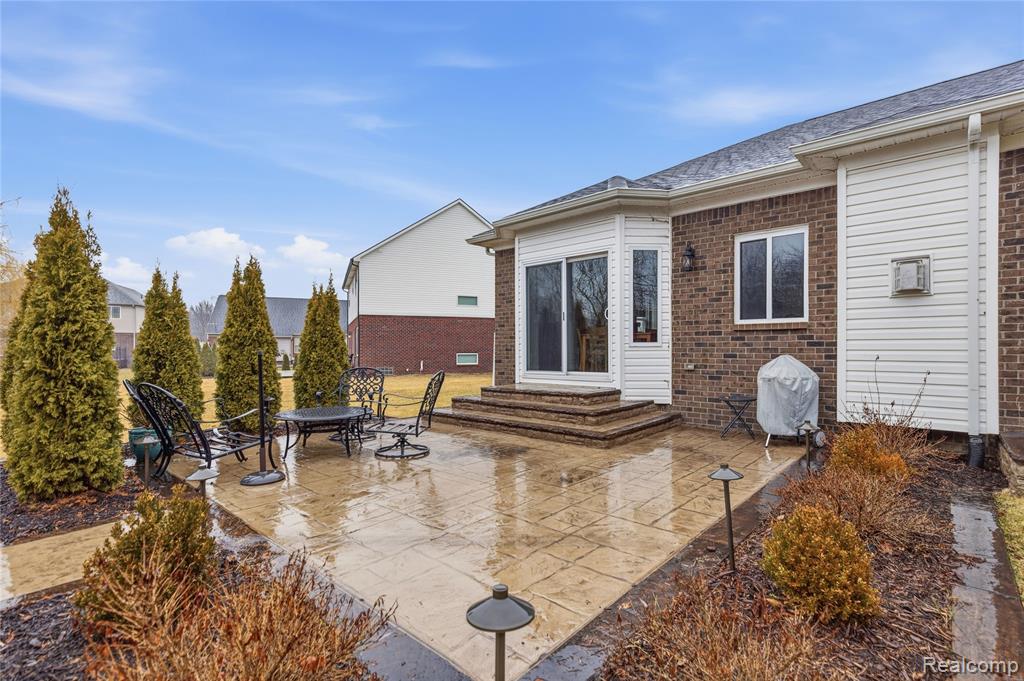 38557 Mountain Ash Court, Clinton Twp, MI 48036 — Photo 31
