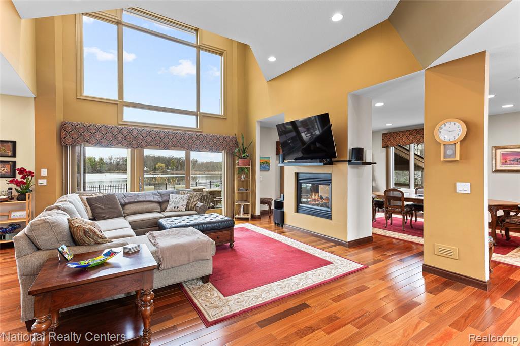 1100 Clearwater Boulevard, White Lake, MI — Photo 14