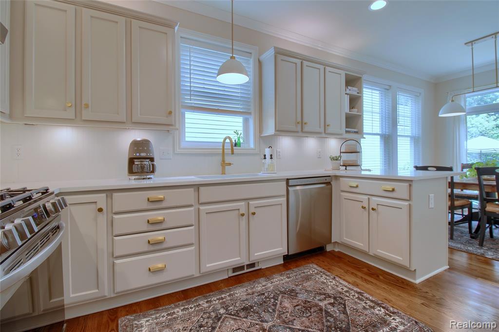50166 Harding Street, Canton, MI 48188 — Photo 10