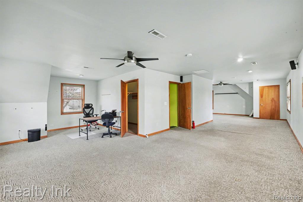 27132 Groveland Street, Madison Heights, MI 48071 — Photo 11